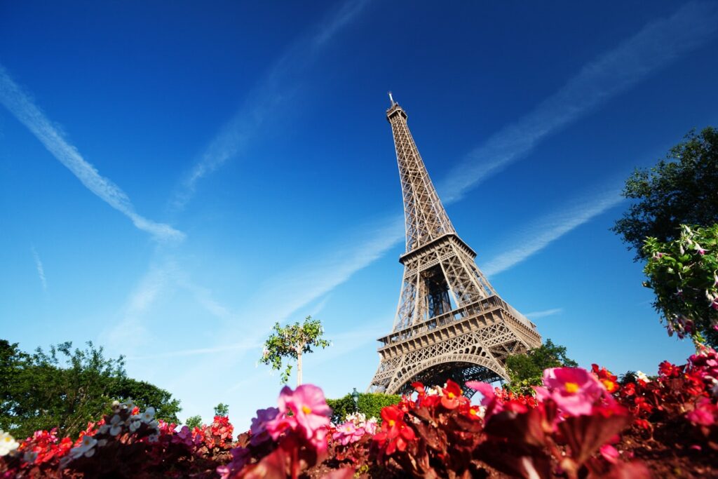 Cultural Encounters: How to Embrace Diversity While Traveling Abroad