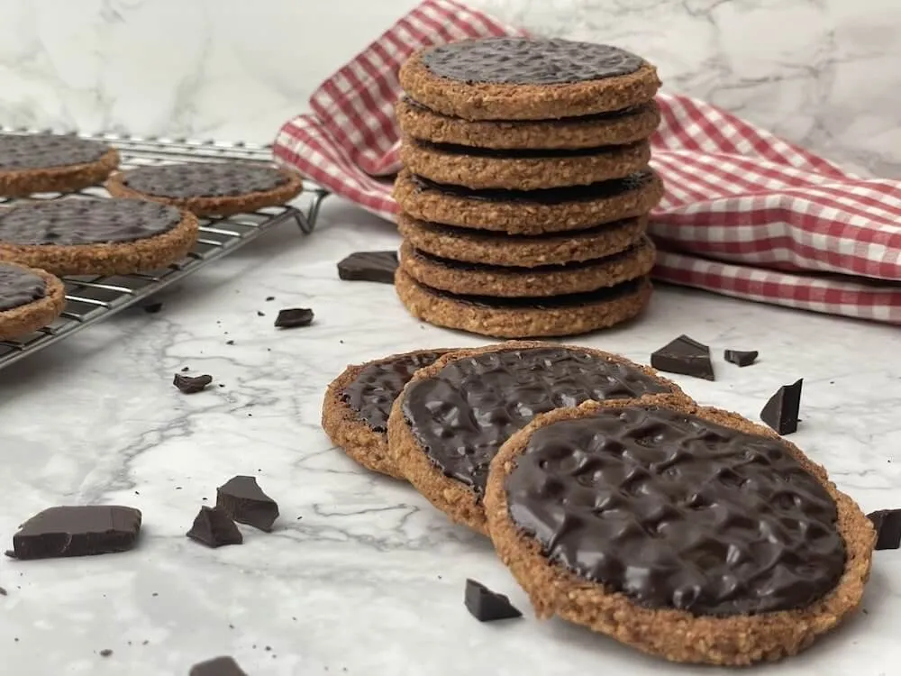 From Tea Time to Snack Time: Creative Ways to Enjoy Digestive Biscuits