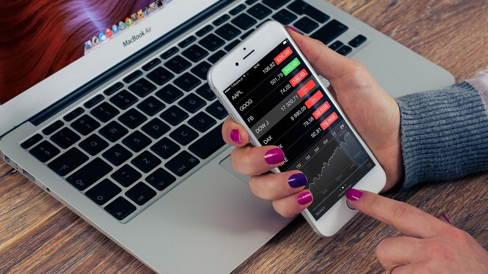 Zerodha vs. Angel One: Which Stock Broker Offers the Best Value in 2025?