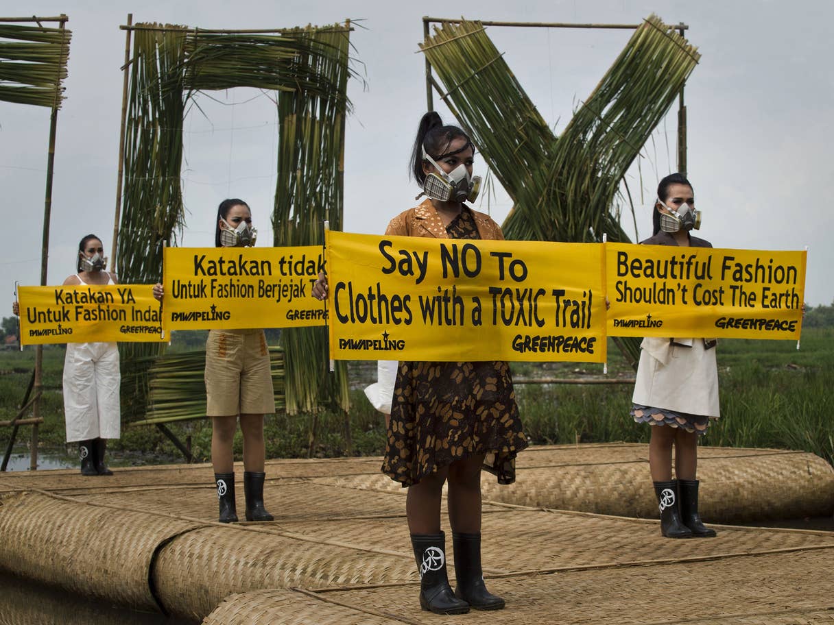 Sustainable Fashion: How to Look Good While Saving the Planet