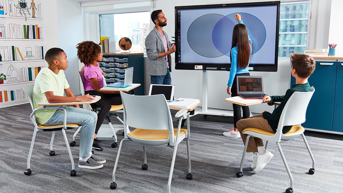 Education Without Borders: How Tech Is Connecting Classrooms Worldwide