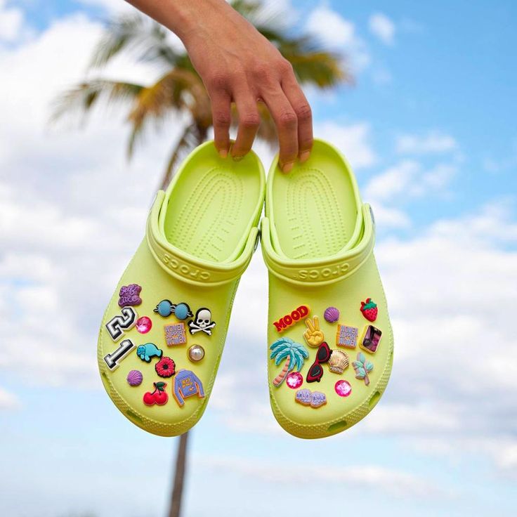 Classic Clogs: The Everyday Favorite
